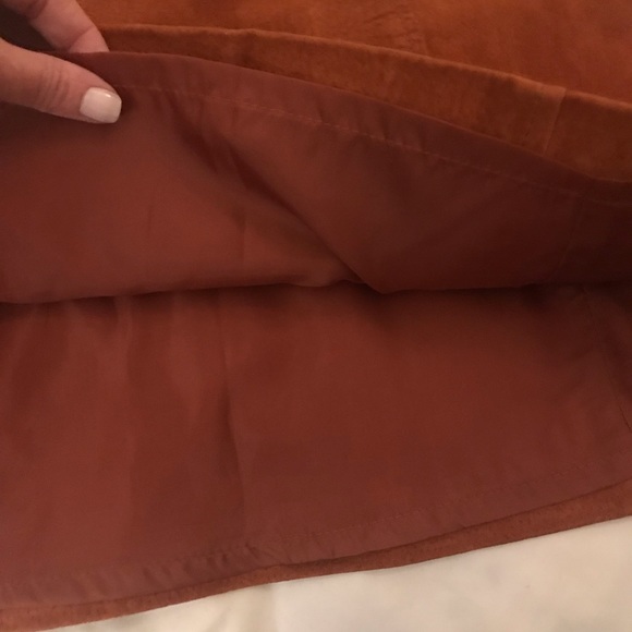 Suede skirt - Picture 4 of 7